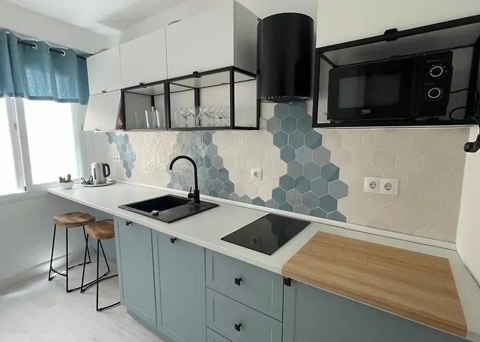 Blue Plate Old Town * Estepona