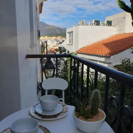 Blue Plate Old Town Apartman *